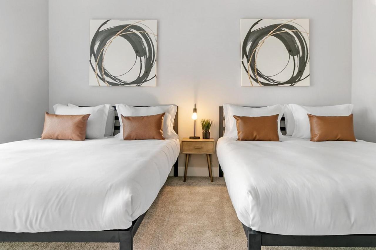 Bright & Comfortable Oakbrook 2Br Apt Free Parking - Ob 1 Apartment Oakbrook Terrace Ngoại thất bức ảnh